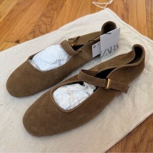 Zara Brown Leather Flats with Minimalist Design